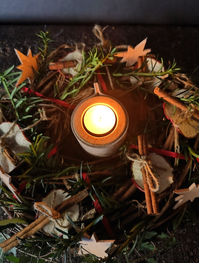 Cannwyll Candle Holder